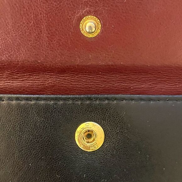 ❤️SOLD❤️AUTHENTIC CHANEL Vintage Classic Black Flap Closure Clutch Purse - Picture 13 of 14